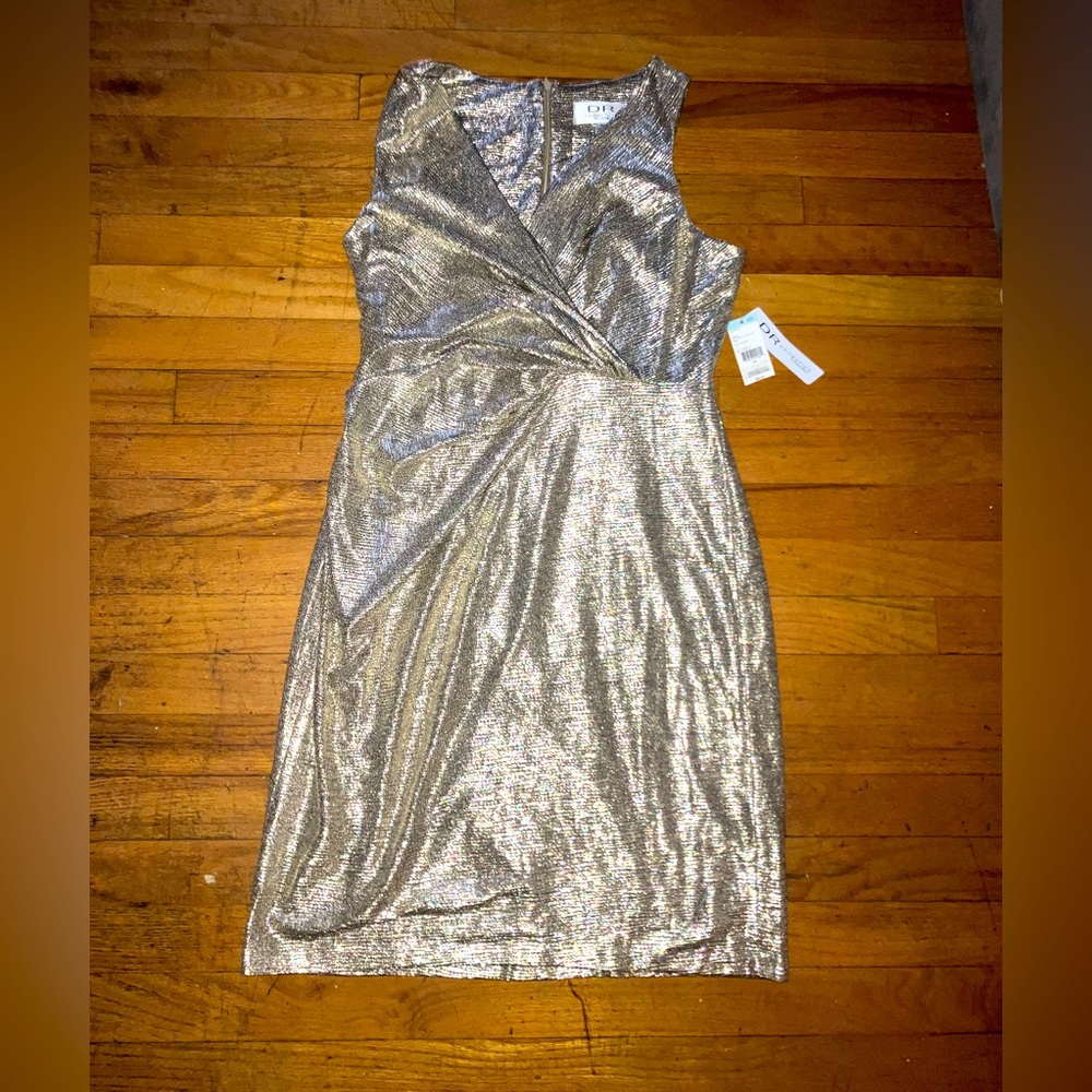 NWT DR COLLECTION GOLD DRESS